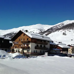 3* Hotel Alaska