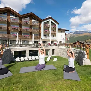 Hotel Salin & Mountain