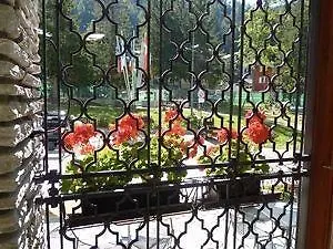 Hotel Ferre 利维尼奥
